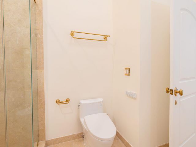 Apartment for sale  Unit #206 - photo 6670823