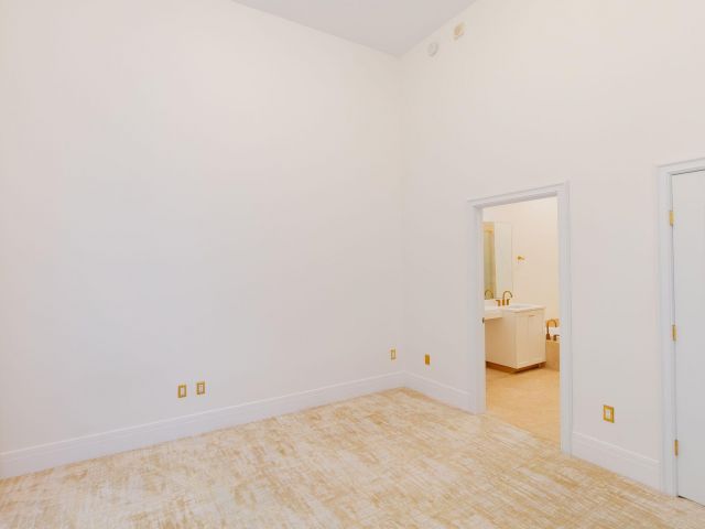 Apartment for sale  Unit #206 - photo 6670826