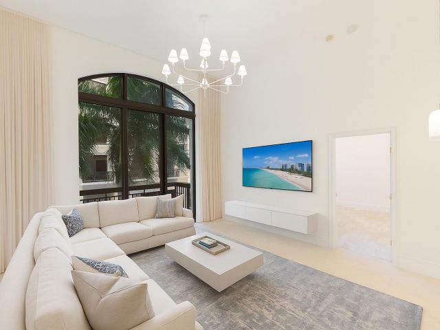 Apartment for sale  Unit #206 - photo 6670837