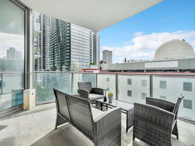 Apartment for sale  Unit #806 - photo 6678345