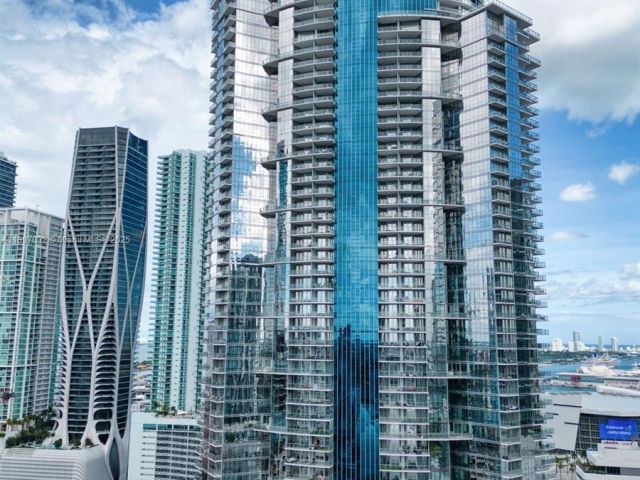 Apartment for sale  Unit #806 - photo 6678357