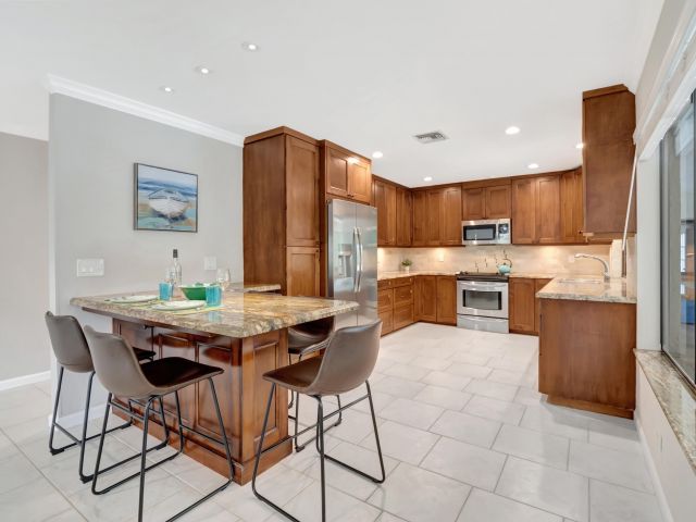 Home for rent at 2244 NW 39th Drive - photo 6706813