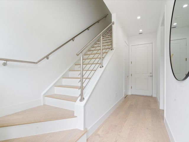 Home for rent at 47 NW 4th Avenue 47 - photo 6665075