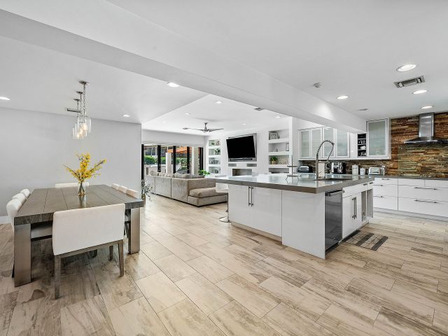 Home for sale at 740 NE 36th Street - photo 6688837