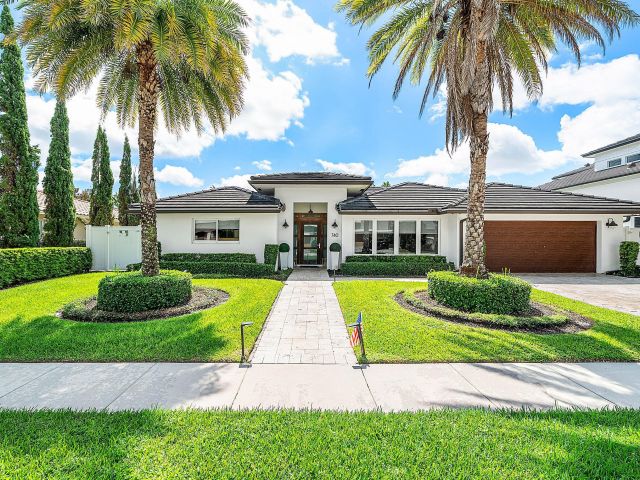 Home for sale at 740 NE 36th Street - photo 6688845