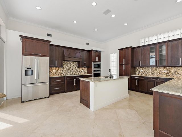 Home for sale at 6612 NW 23rd Terrace - photo 6689320