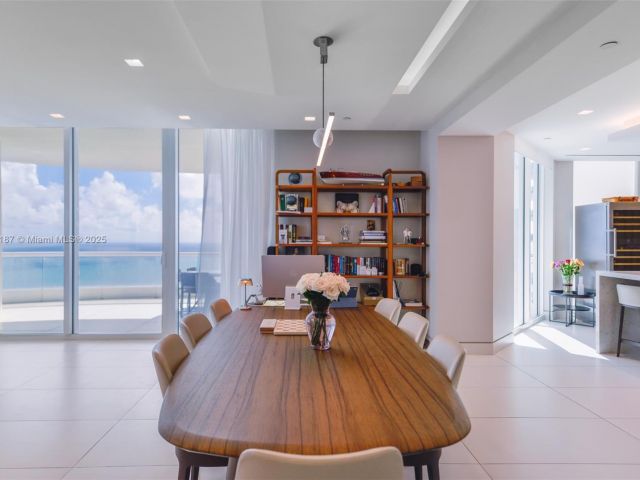 Apartment for sale  Unit #3204 - photo 6670739