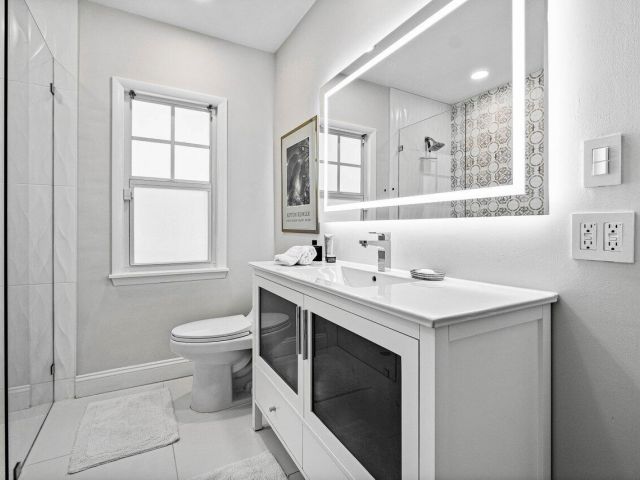 Home for sale at 517 Aylesbury Road - photo 6678585