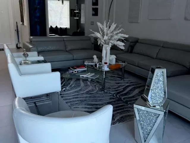 3-bedroom home for rent in Boca Raton - 830 Bailey Street - MondialRealty