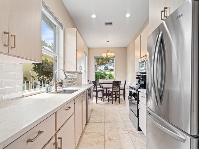 Home for sale at 960 Bear Island Circle - photo 6677551