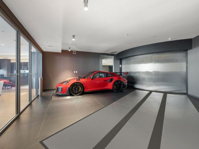 Apartment for sale  Unit #PH-1 - photo 6667897