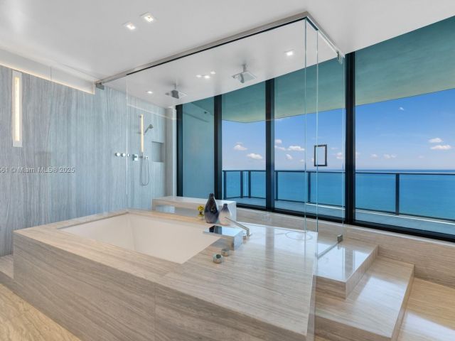 Apartment for sale  Unit #PH-1 - photo 6667904