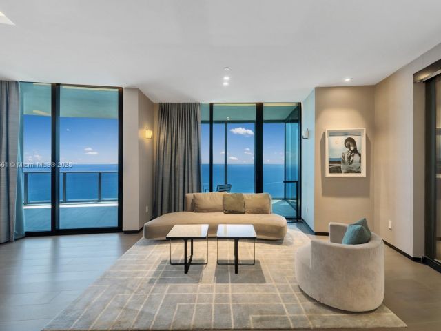 Apartment for sale  Unit #PH-1 - photo 6667905