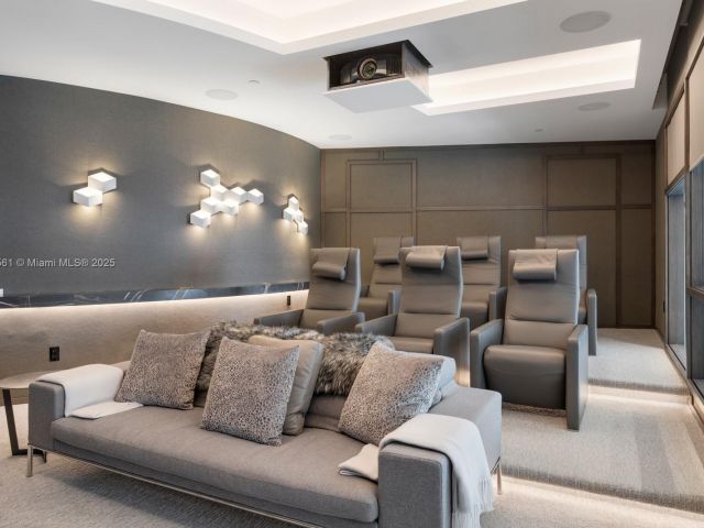 Apartment for sale  Unit #PH-1 - photo 6667910