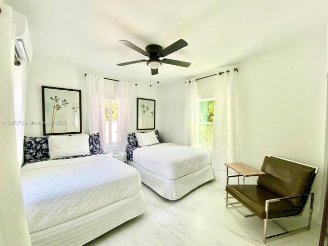 2-bedroom home for rent in Miami - 8270 NE 1st Pl 4 - MondialRealty