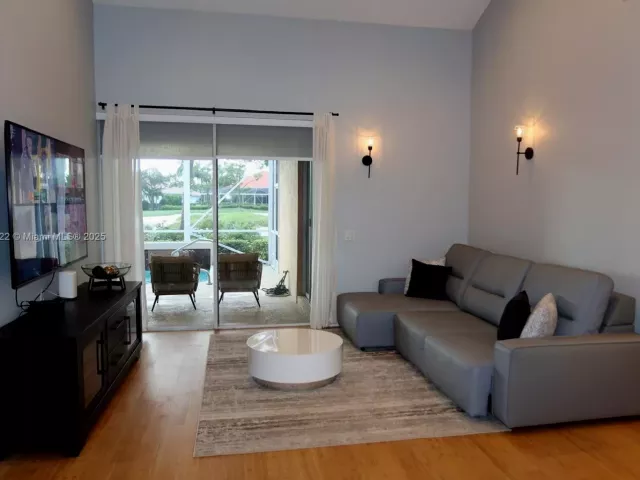 3-bedroom home for rent in West Palm Beach - 8189 Sandpiper Way - MondialRealty