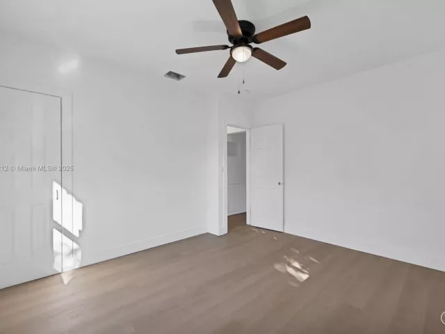 3-bedroom home for sale in Fort Lauderdale - 1127 NW 2nd Ave - MondialRealty