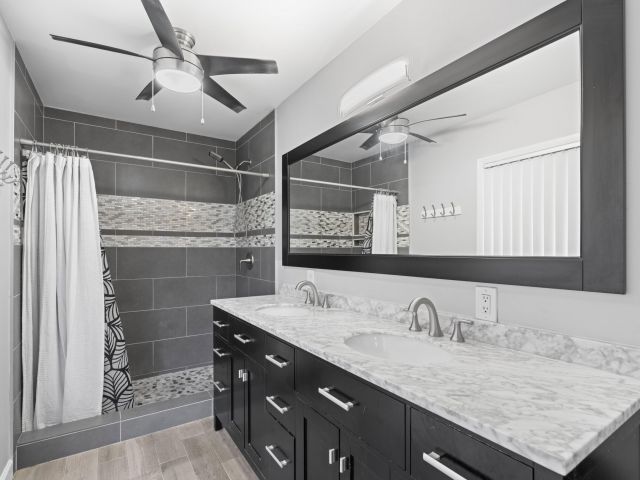 Home for sale at 401 S Country Club Boulevard - photo 6690337