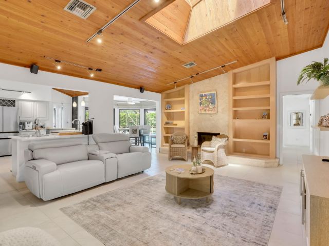 Home for rent at 2903 Banyan Boulevard Circle NW - photo 6699299