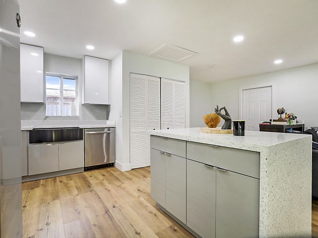 Home for sale at 1800 NW 14th Avenue - photo 6686950