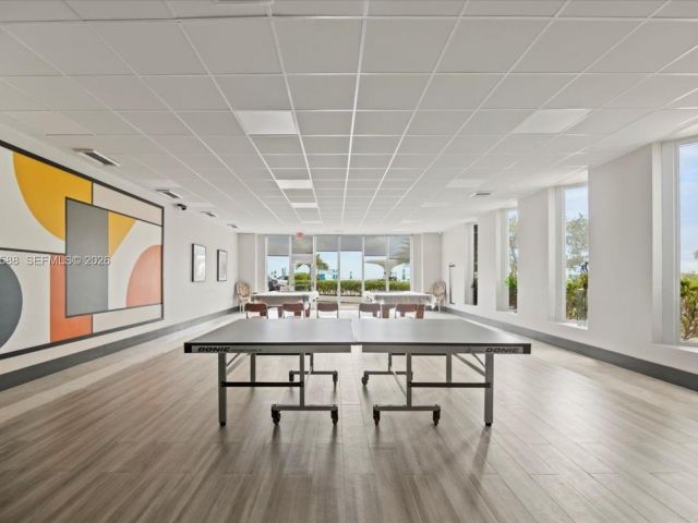 1-bedroom condo for rent in Hallandale Beach - 3140 S Ocean Dr 207 - MondialRealty