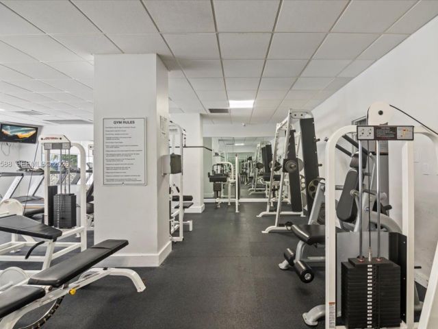 1-bedroom condo for rent in Hallandale Beach - 3140 S Ocean Dr 207 - MondialRealty