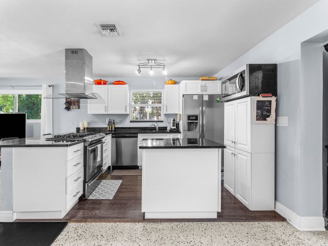 Home for sale at 439 45th Street - photo 6669129