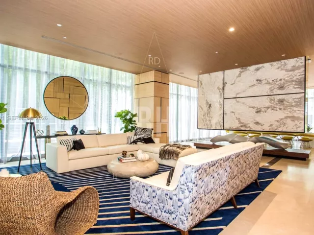 2-bedroom condo for sale in Miami - 55 SW 9th ST 3006 - MondialRealty