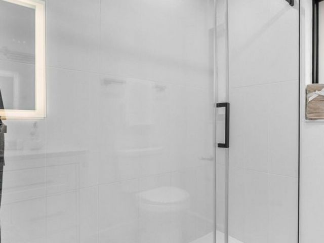 Home for rent at 608 SE 2nd Avenue Avenue - photo 6784470