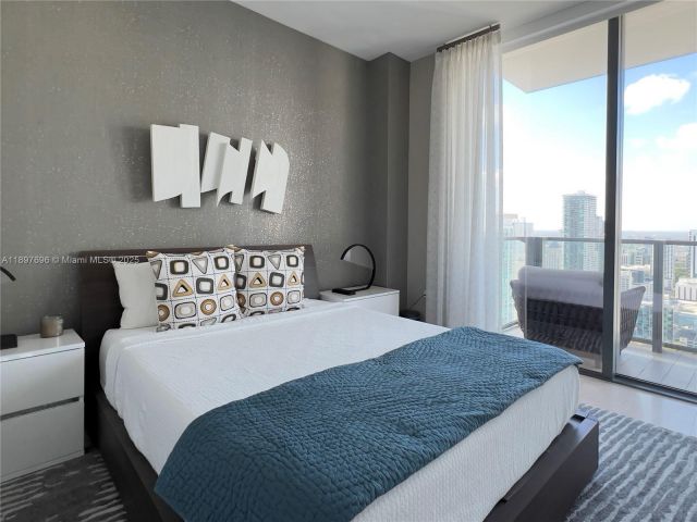 Apartment for sale  Unit #3611 - photo 6669106