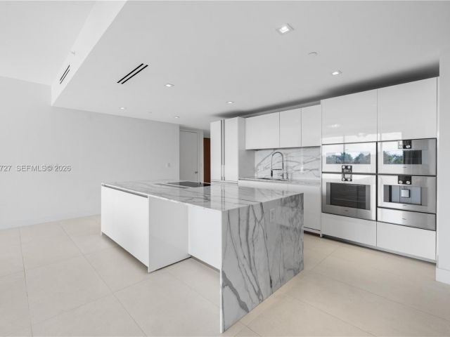 Apartment for sale  Unit #311 - photo 6675192