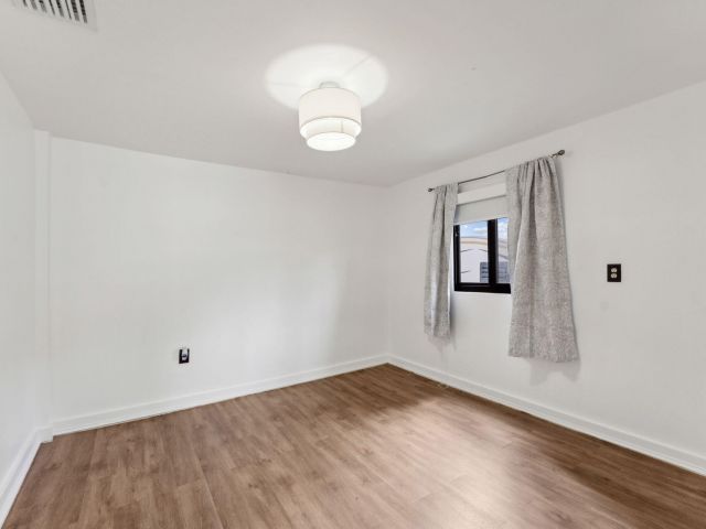 Home for rent at 1204 NW 70th Street - photo 6669980