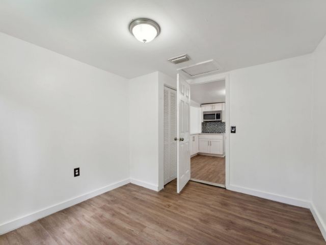 Home for rent at 1204 NW 70th Street - photo 6669981