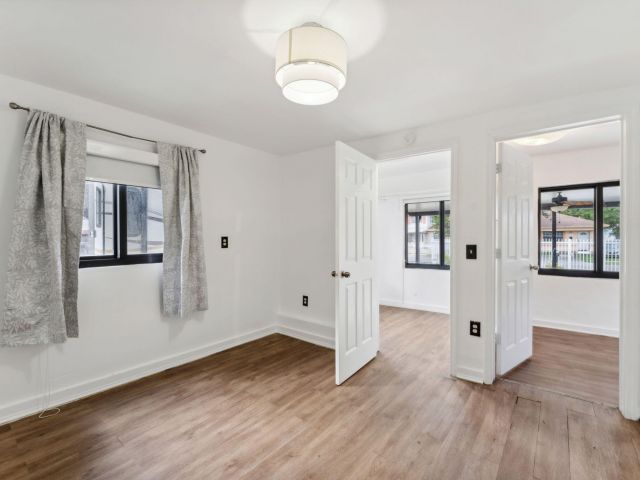 Home for rent at 1204 NW 70th Street - photo 6669984