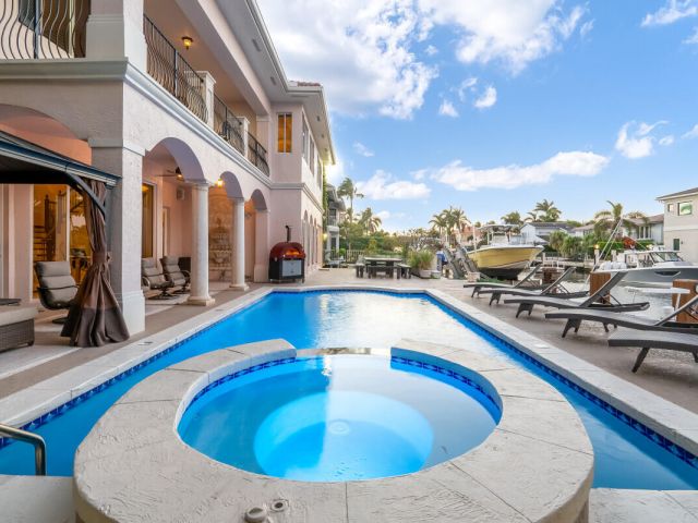 Home for rent at 961 Banyan Drive - photo 6670150