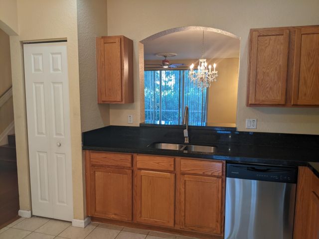 Home for rent at 2226 Oakmont Drive - photo 6693789