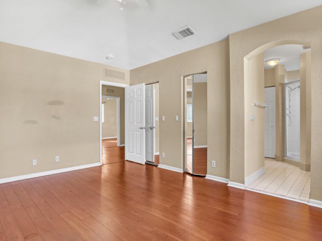 Home for rent at 2226 Oakmont Drive - photo 6856044