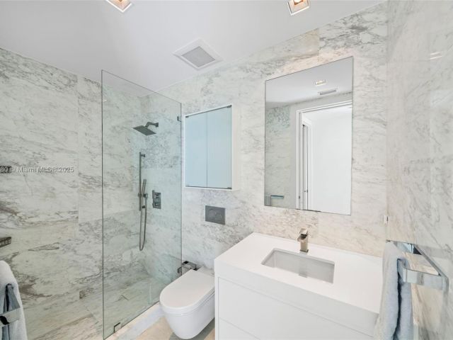 Apartment for sale  Unit #TWN7 - photo 6753212