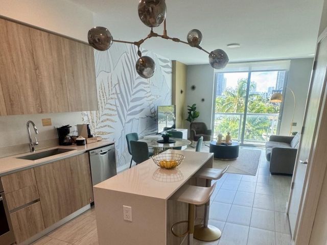 Apartment for rent  Unit #S-304 - photo 6671299