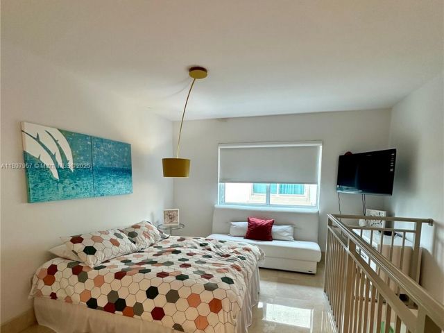 Apartment for sale  Unit #1-UPH1 - photo 6673087