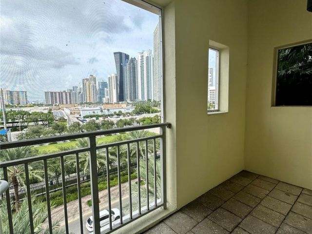 Apartment for sale  Unit #1-UPH1 - photo 6673094