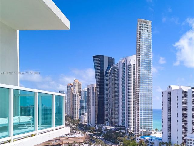 Apartment for sale  Unit #1-UPH1 - photo 6673101