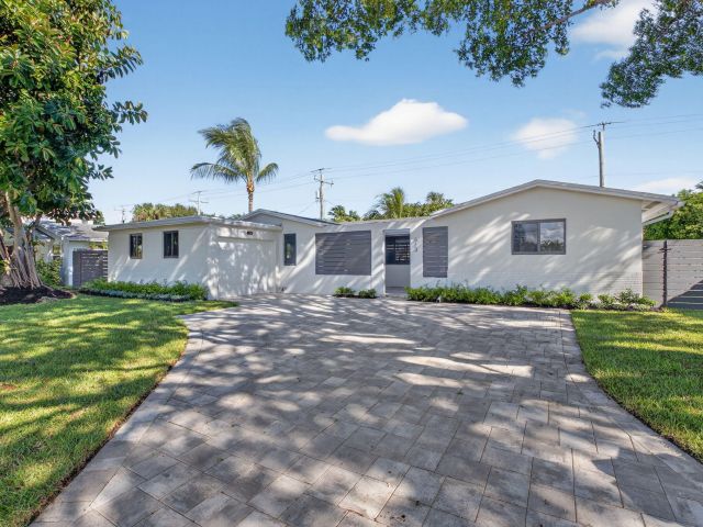 Home for rent at 513 Lindell Boulevard - photo 6673863