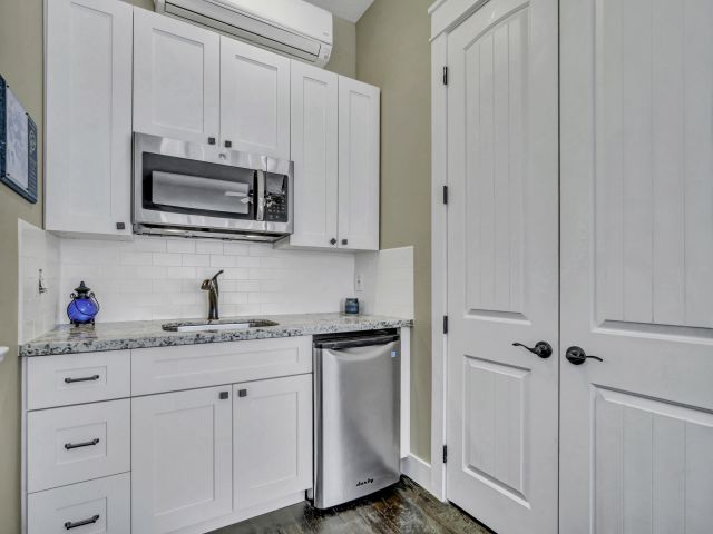 Home for sale at 1209 Breakers West Boulevard - photo 6674456