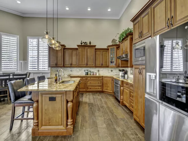4-bedroom home for sale in West Palm Beach - 1209 Breakers West Boulevard - MondialRealty