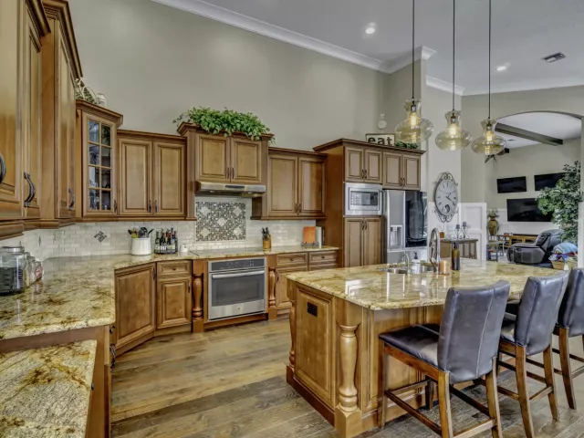 4-bedroom home for sale in West Palm Beach - 1209 Breakers West Boulevard - MondialRealty