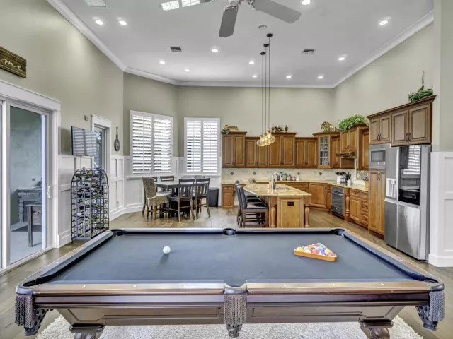4-bedroom home for sale in West Palm Beach - 1209 Breakers West Boulevard - MondialRealty