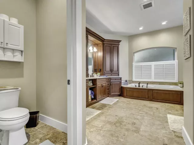 4-bedroom home for sale in West Palm Beach - 1209 Breakers West Boulevard - MondialRealty
