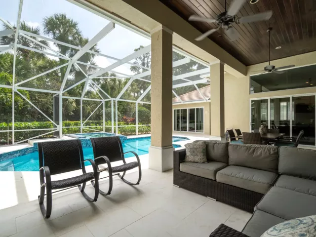 4-bedroom home for sale in West Palm Beach - 1209 Breakers West Boulevard - MondialRealty