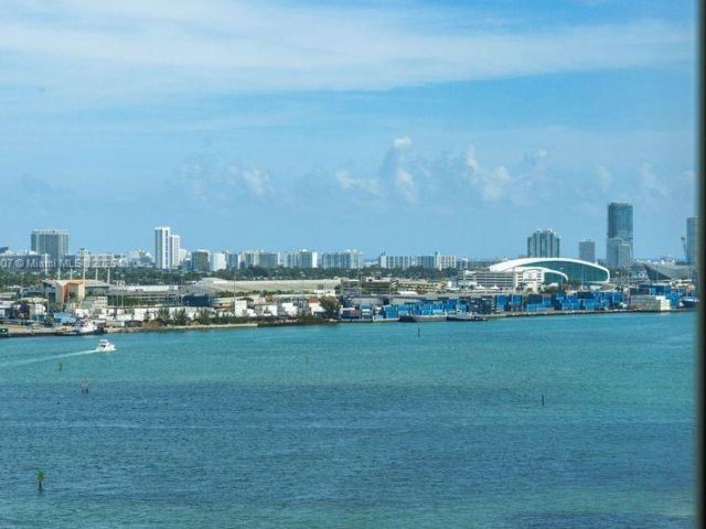 Apartment for sale  Unit #1602 - photo 6728301